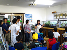 まちなかキャンパス里山生物園観察会を開催しました～米里とんぼ児童クラブの皆さんを迎えて