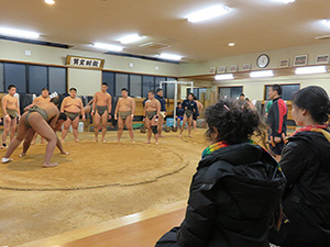 鳥取城北高等学校を訪問し、相撲稽古を見学しました