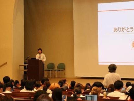 学生からお気に入りの商品の復活を望む質問が寄せられました