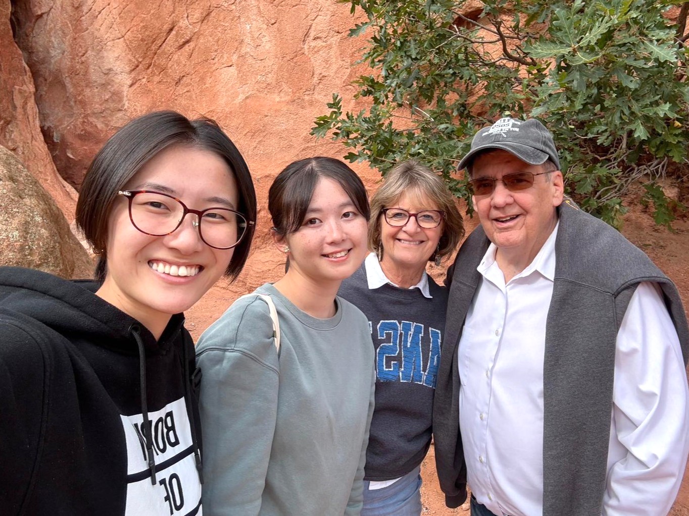 週末ホームステイでホストファミリーと一緒に