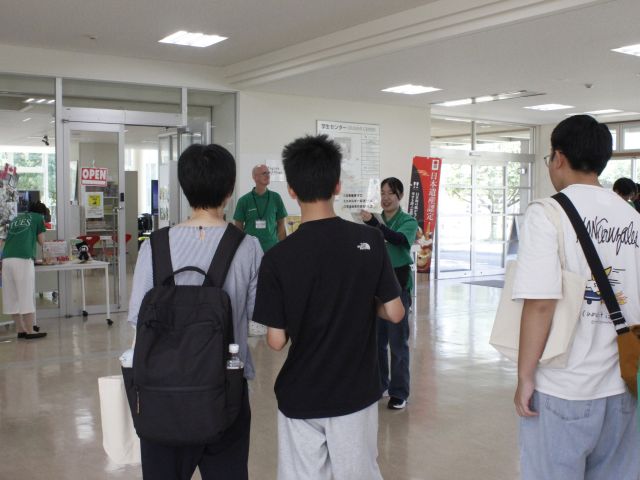 キャンパス見学ツアー