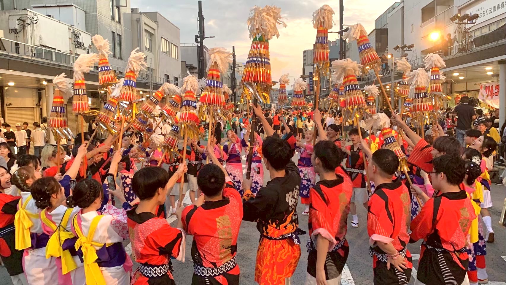 しゃんしゃん祭り①
