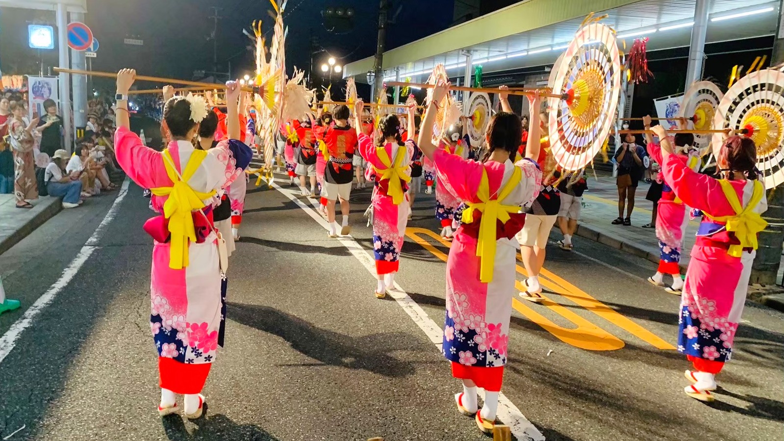 しゃんしゃん祭り①