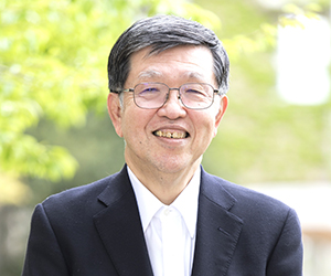 経営学部長