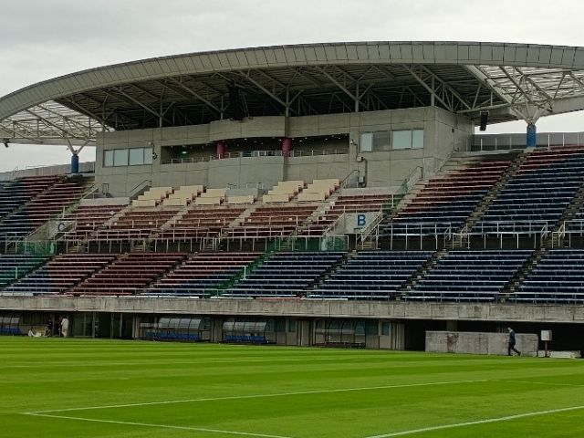 Axisバードスタジアム