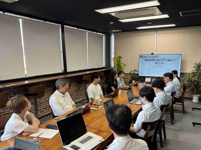 報告会の様子